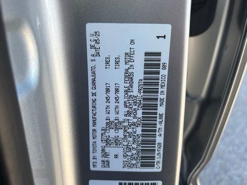 Used 2025 Toyota Tacoma SR image 15