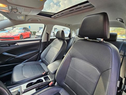 Used 2013 Volkswagen Passat 2.5 SE image 19