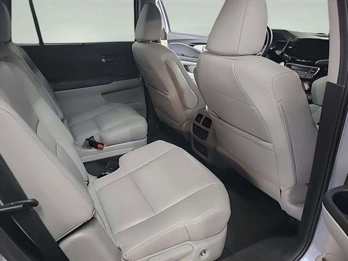 Used 2022 Honda Pilot Touring image 26