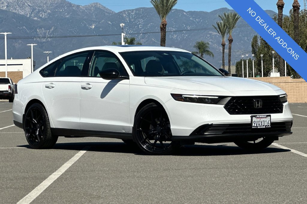 Used 2025 Honda Accord SE image 2