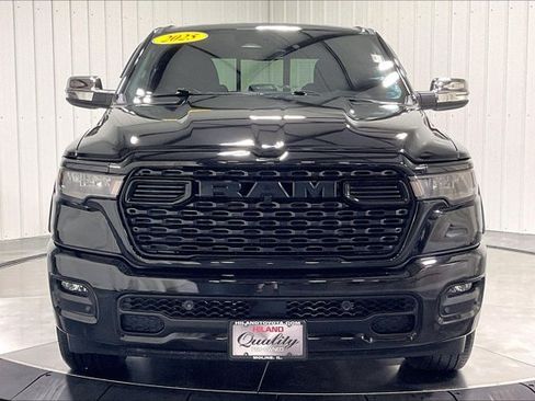 Used 2025 RAM 1500 Big Horn AWD/4WD image 2