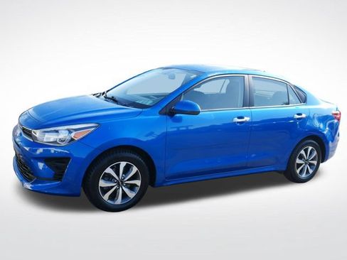Used 2023 Kia Rio S w/ Technology Package FWD image 4