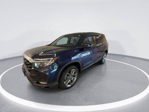 Used 2023 Honda Passport EX-L image 3