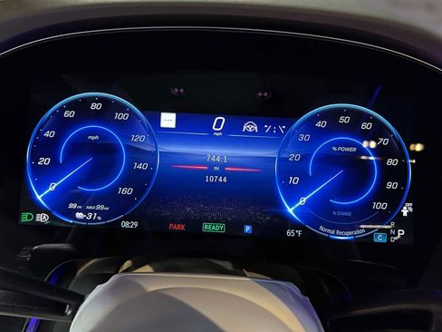 Certified 2023 Mercedes-Benz EQS 580 4MATIC SUV image 32