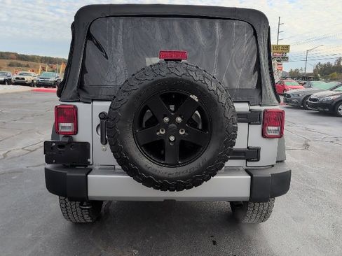 Used 2014 Jeep Wrangler Unlimited Sport w/ Quick Order Package 24S image 7
