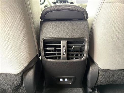 Certified 2025 Toyota Corolla Cross LE image 24