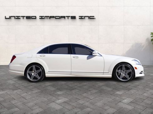 Used 2010 Mercedes-Benz S 550 Sedan w/ Sport Package image 7