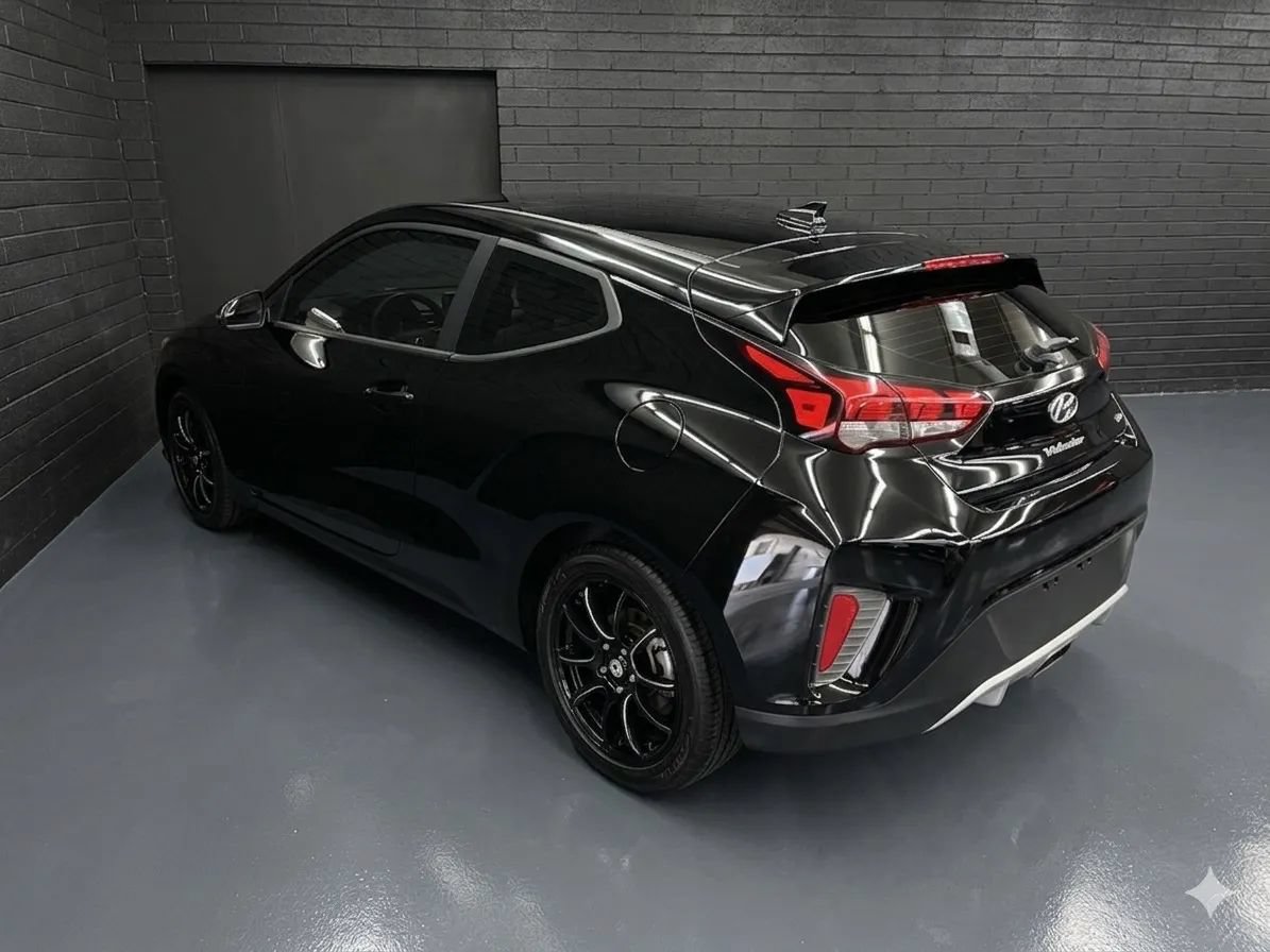 Used 2019 Hyundai Veloster 2.0 FWD image 5