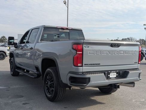 Used 2024 Chevrolet Silverado 2500 LTZ w/ LTZ Plus Package image 5