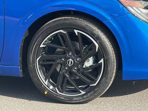 New 2027 Nissan Sentra SR w/ Floor Mat Package FWD image 29