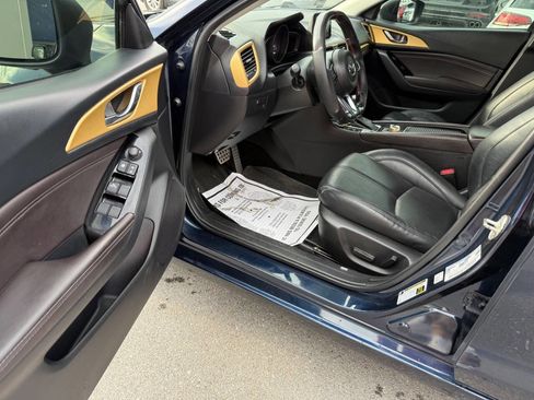 Used 2018 MAZDA MAZDA3 Touring image 16
