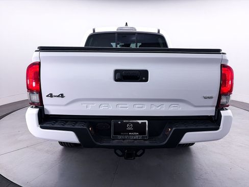 Used 2023 Toyota Tacoma SR AWD/4WD image 15