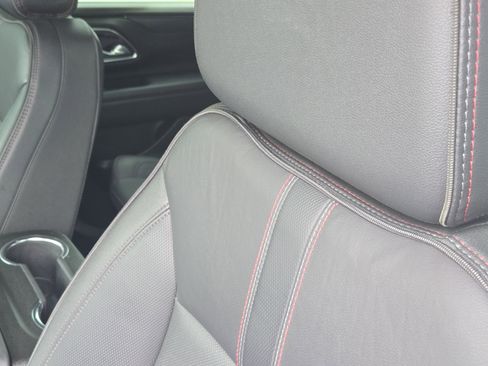 Used 2024 Chevrolet Suburban RST w/ Luxury Package image 17