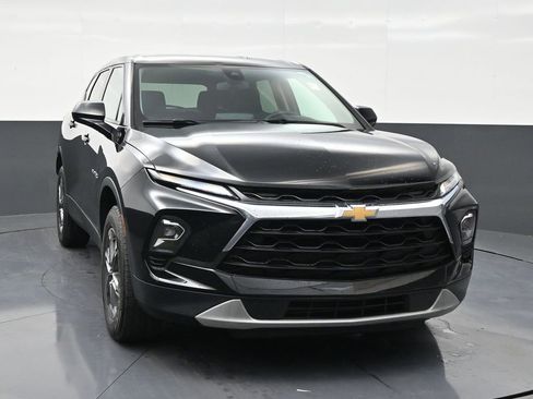 Used 2024 Chevrolet Blazer LT FWD image 7