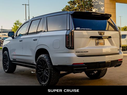 Used 2026 Cadillac Escalade Platinum Sport w/ LPO, ONYX Package image 7