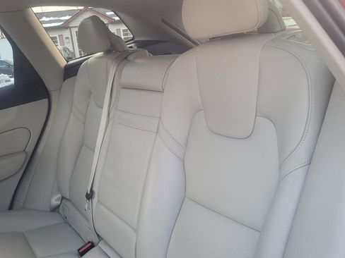 Used 2018 Volvo XC60 T5 Inscription AWD/4WD image 36