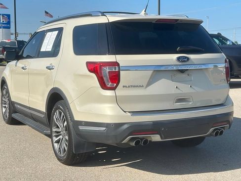 Used 2018 Ford Explorer Platinum AWD/4WD image 4