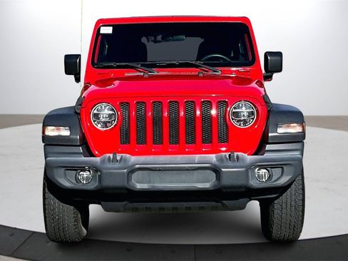 Used 2020 Jeep Wrangler Sport image 3