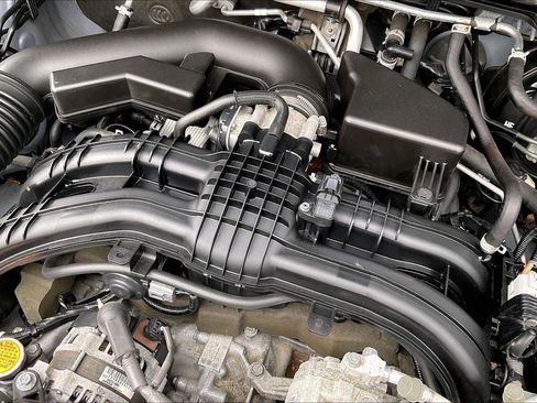 Used 2019 Subaru Crosstrek 2.0i image 34