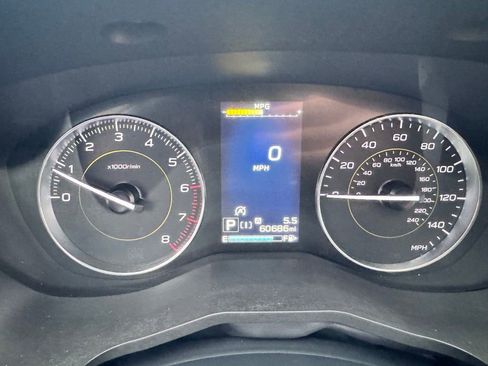 Used 2021 Subaru Crosstrek 2.5i Sport w/ Moonroof Package image 17