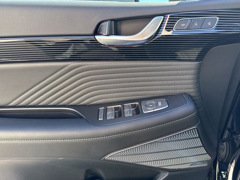 Used 2025 Hyundai Palisade Calligraphy image 22