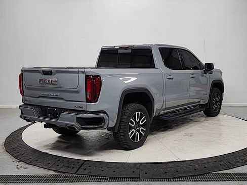 Used 2024 GMC Sierra 1500 AT4 w/ Technology Package AWD/4WD image 7