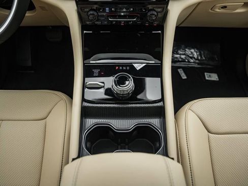 New 2025 Jeep Grand Cherokee L Limited w/ Luxury Tech Group II image 29