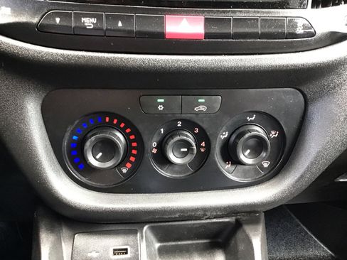 Used 2022 RAM ProMaster City Wagon FWD image 18