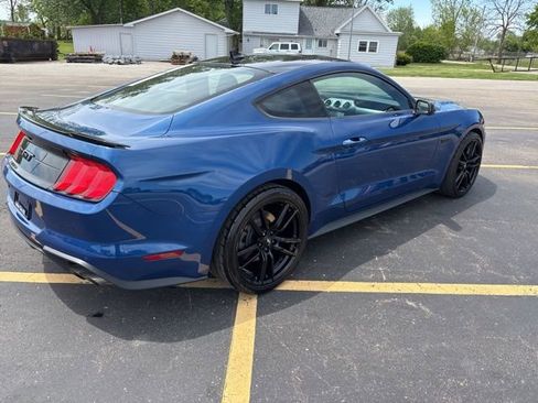 Used 2022 Ford Mustang GT w/ Equipment Group 301A RWD image 3