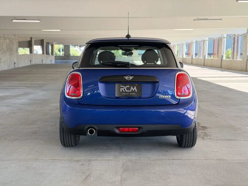 Used 2019 MINI Cooper 2-Door Hardtop FWD image 6