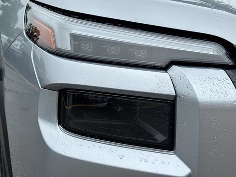 New 2026 Subaru Outback Limited AWD/4WD image 40