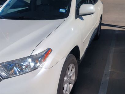 Used 2012 Toyota Highlander SE