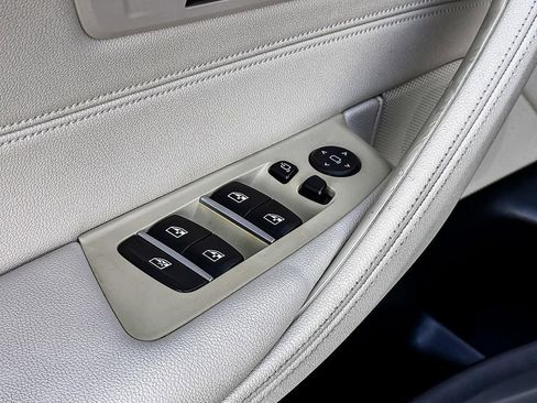 Used 2019 BMW 530i w/ Premium Package image 15