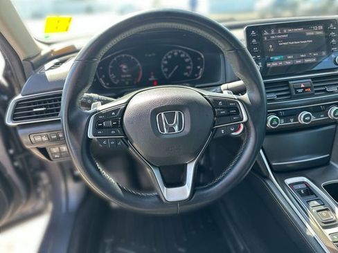 Used 2019 Honda Accord Touring image 13