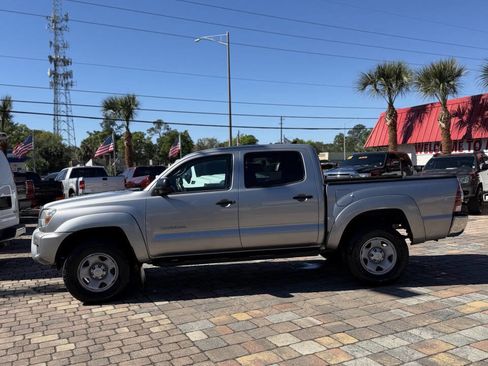 Used 2015 Toyota Tacoma PreRunner w/ SR5 Package image 10