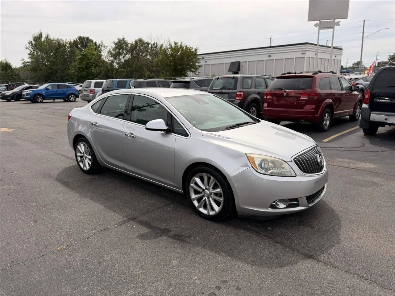 Used 2014 Buick Verano Convenience FWD image 5