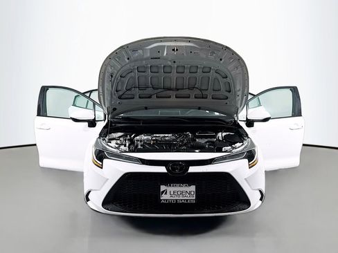 Used 2020 Toyota Corolla LE image 15