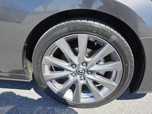 Used 2019 MAZDA MAZDA3 AWD Sedan w/ Select Package image 33