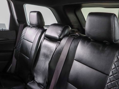 Used 2021 Jeep Grand Cherokee Laredo RWD image 24