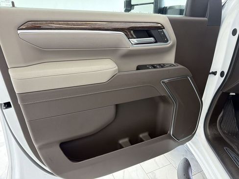 New 2026 GMC Sierra 2500 SLE w/ SLE Value Package; image 23