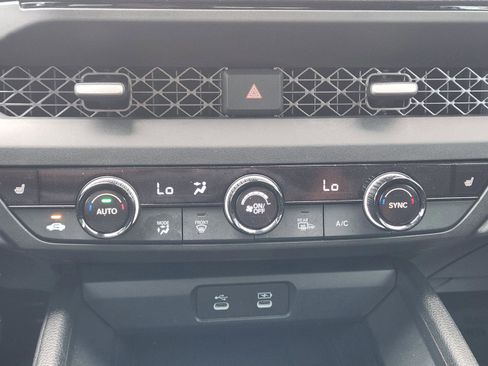 Certified 2023 Honda Accord EX image 19