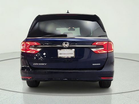 Used 2023 Honda Odyssey Touring image 6