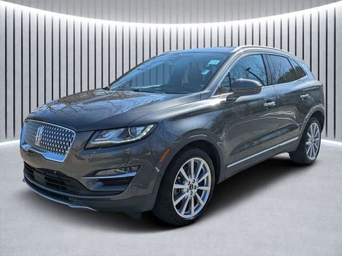 Certified 2019 Lincoln MKC Reserve w/ MKC Technology Package FWD image 8