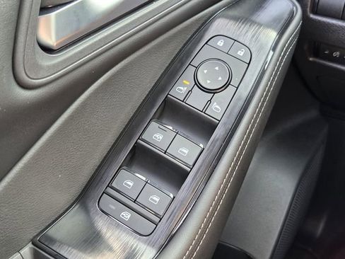 Used 2026 Nissan Rogue SV w/ Cold Weather Package FWD image 25