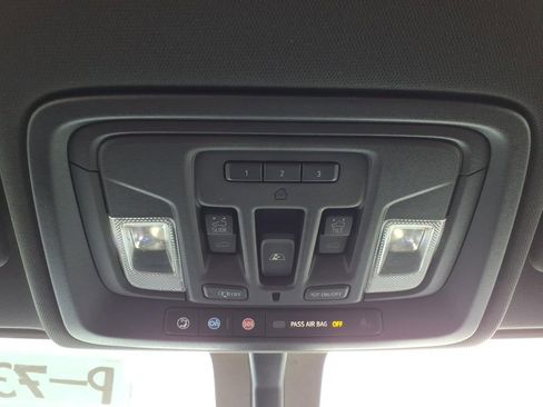 Used 2022 GMC Sierra 3500 AT4 w/ AT4 Preferred Package image 20