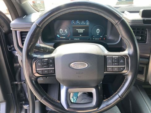 Used 2022 Ford Expedition Platinum RWD image 33