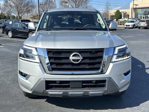 Used 2024 Nissan Armada SL image 9
