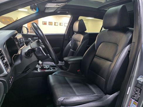 Used 2020 Kia Sportage S w/ S Premium Package AWD/4WD image 15