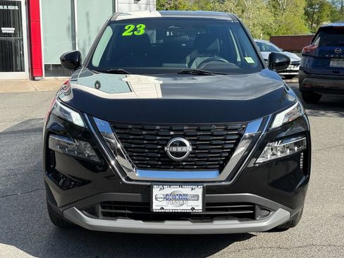 Used 2023 Nissan Rogue SV AWD/4WD image 2