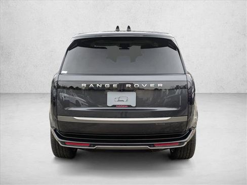 New 2026 Land Rover Range Rover Long Wheelbase SE image 8